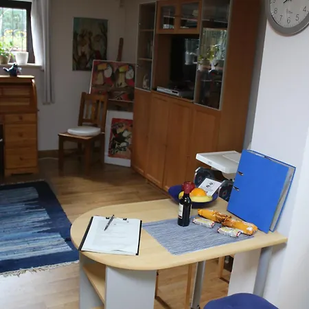 Souterain 19 Min Zu Fuss Downtown * 施韦比施哈尔
