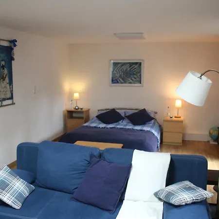 Lichtverwoehntes Atelier 19 Min Zu Fuss Downtown Apartment Schwaebisch Hall