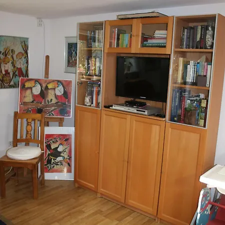 Lichtverwoehntes Atelier 19 Min Zu Fuss Downtown Apartment Schwaebisch Hall