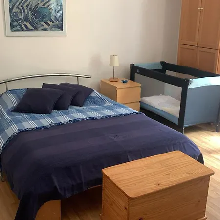 Apartment Souterain 19 Min Zu Fuss Downtown Schwäbisch Hall